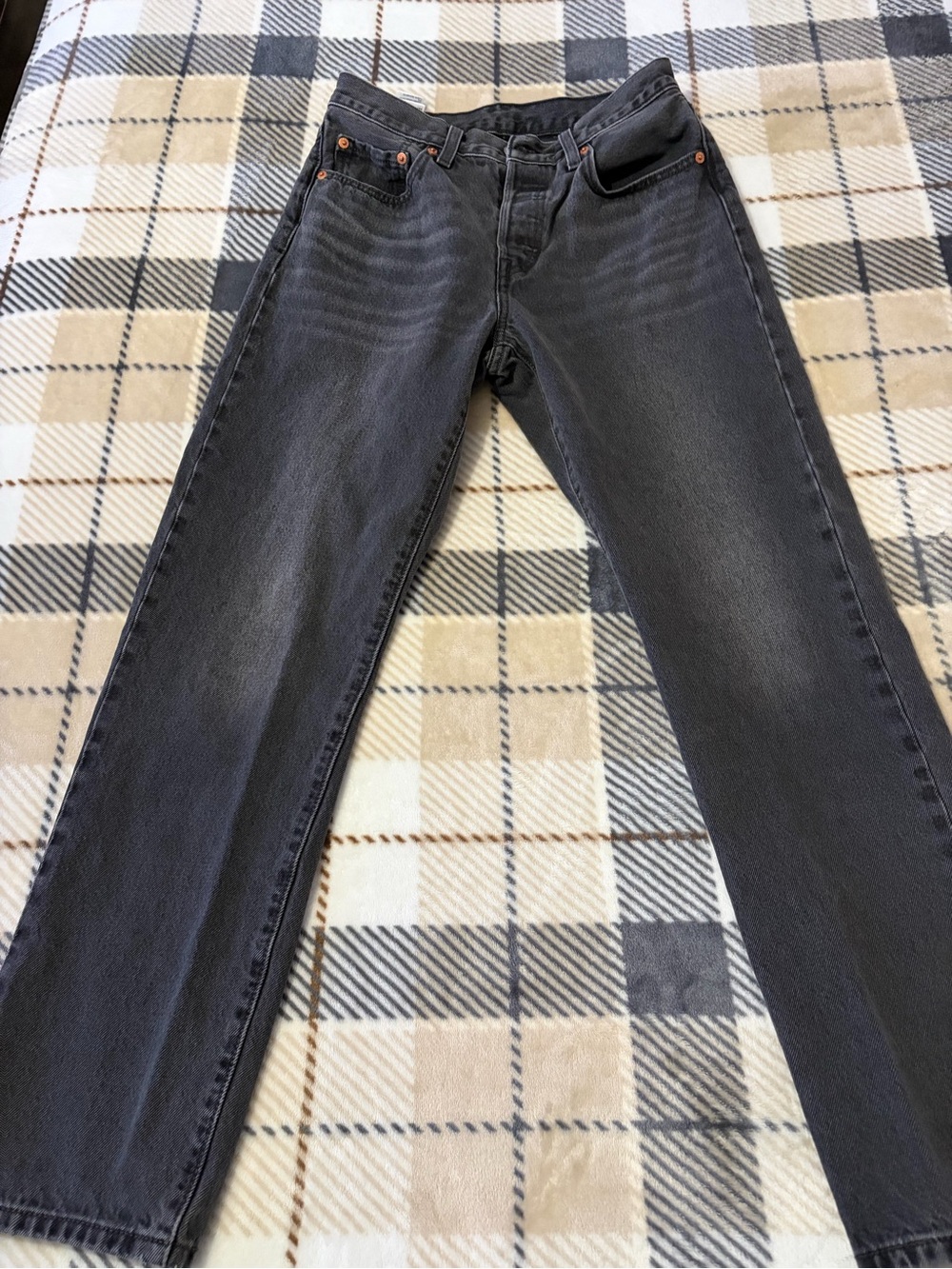 Levi's Women's Charcoal Gray Straight-Leg Jeans
